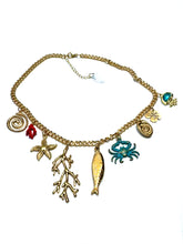 Cargar imagen en el visor de la galería, Charm Party