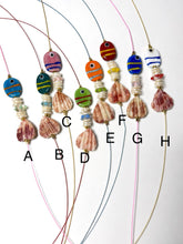 Cargar imagen en el visor de la galería, Bead Fish